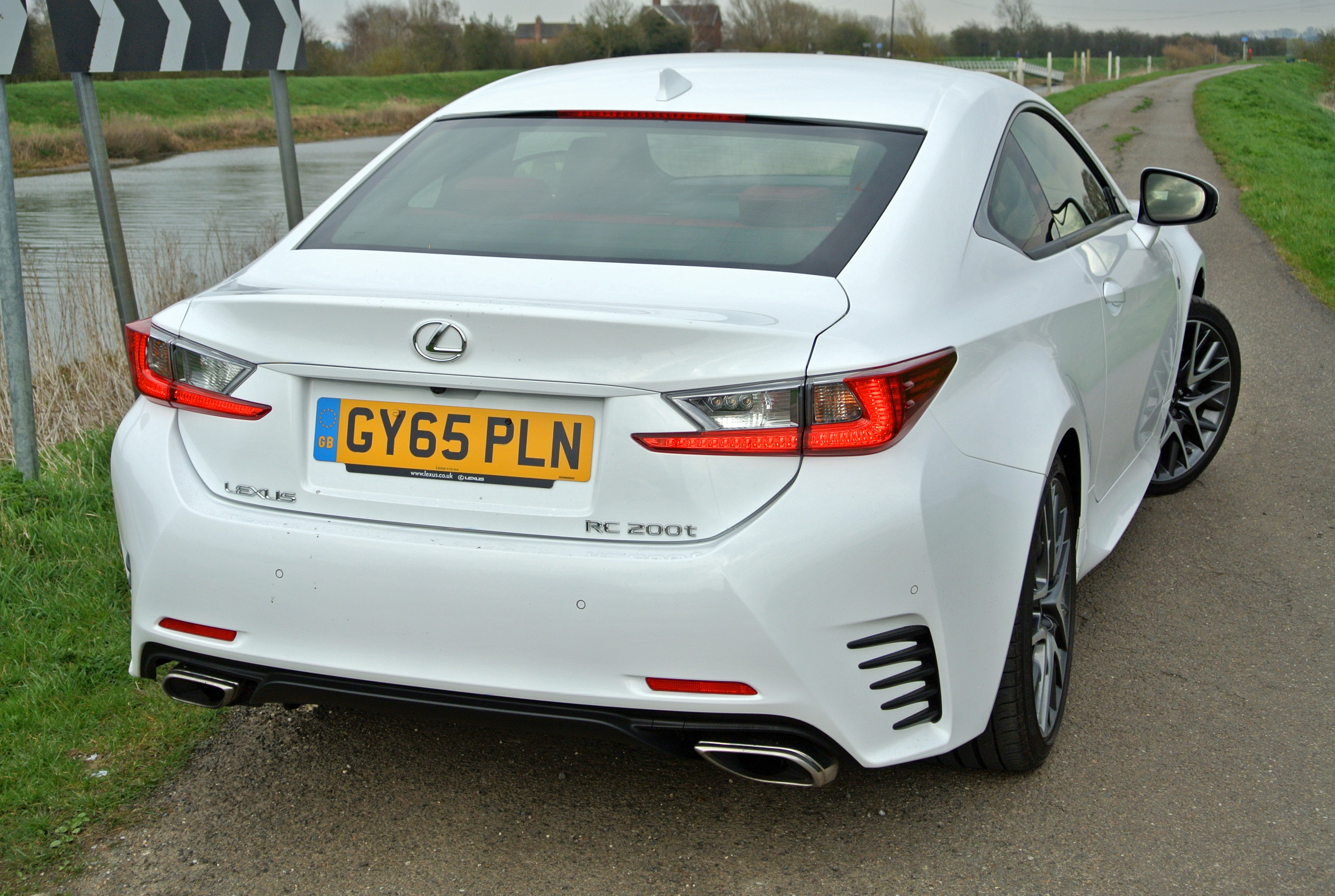 Lexus RC200t