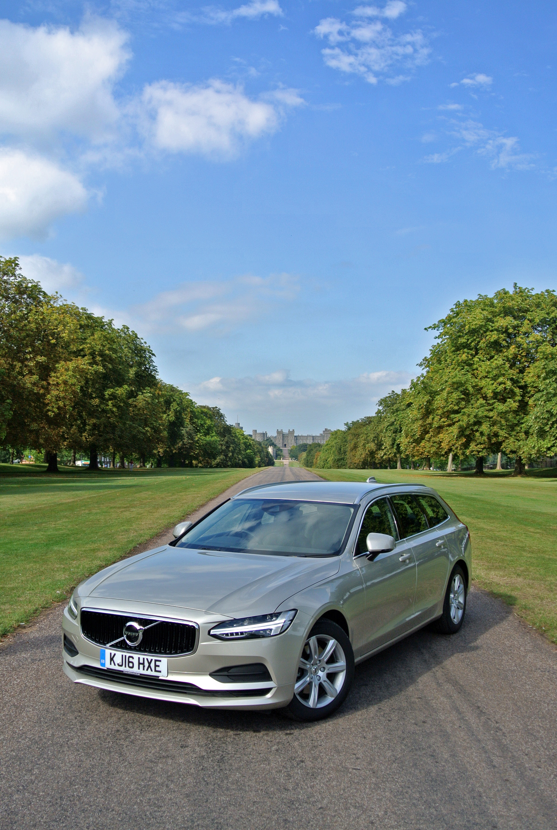 Volvo V90