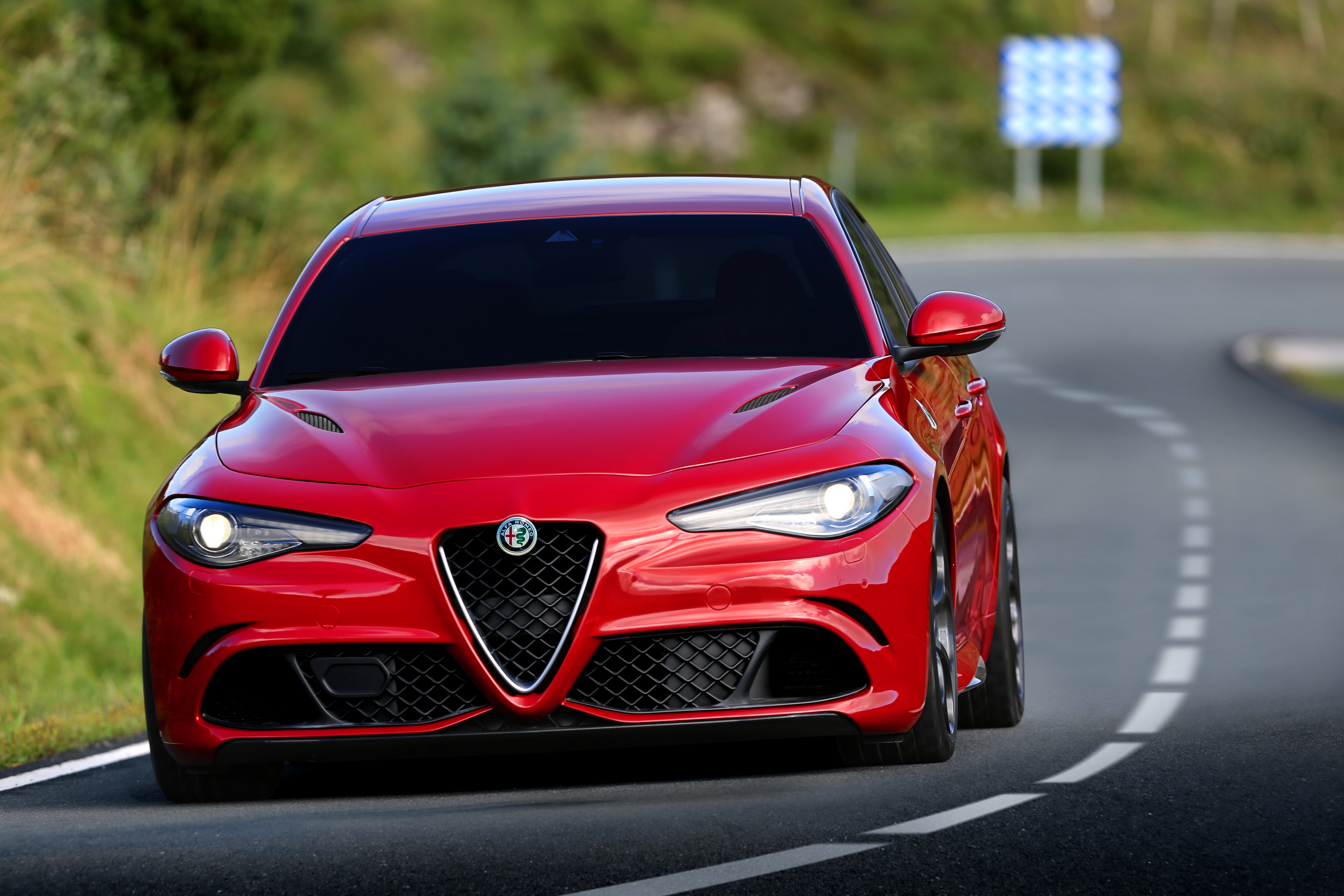 Does Alfa Romeo have a chance with its hot new Giulia?