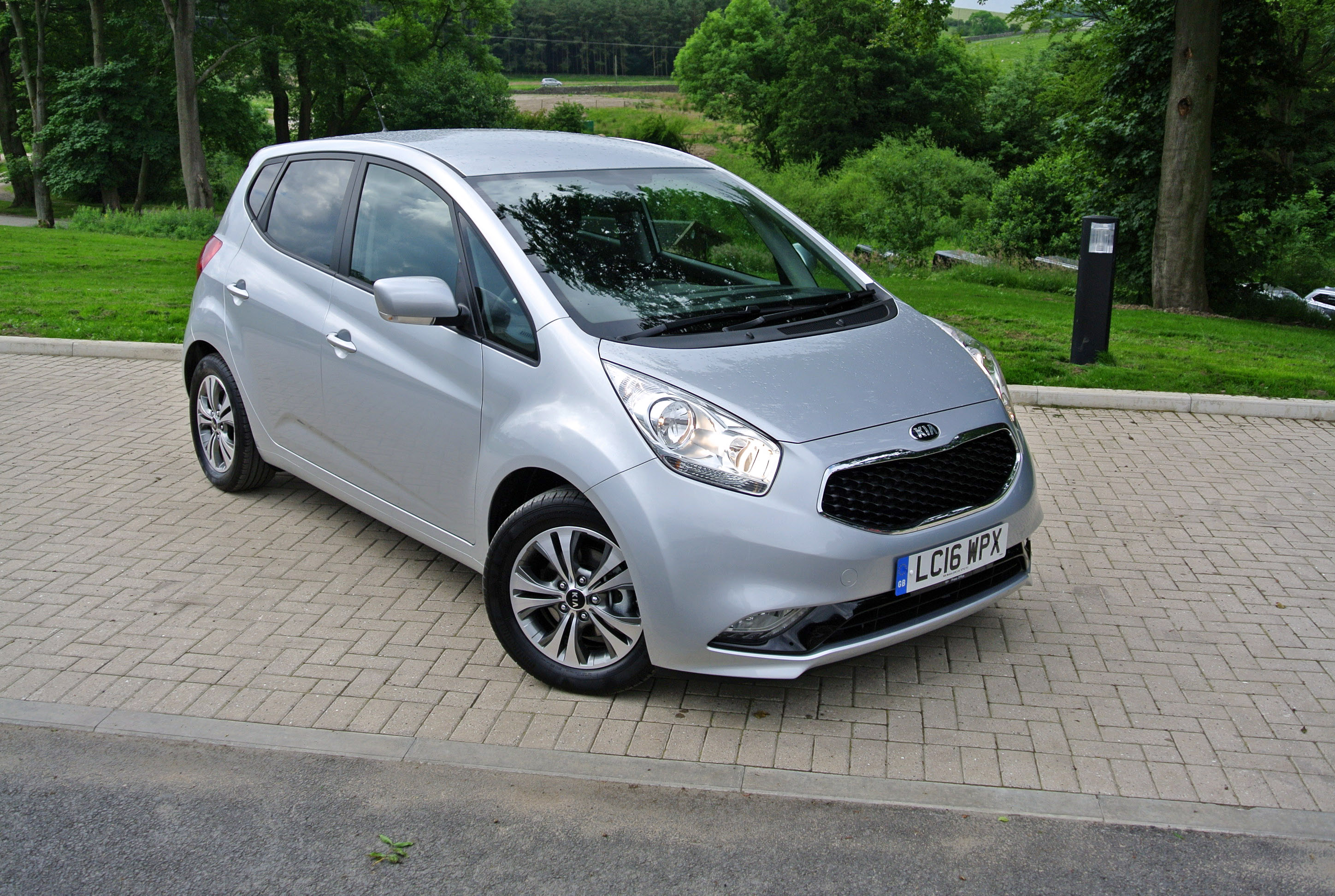‘Blue Badge’ is Kia’s unintentional target with the Venga