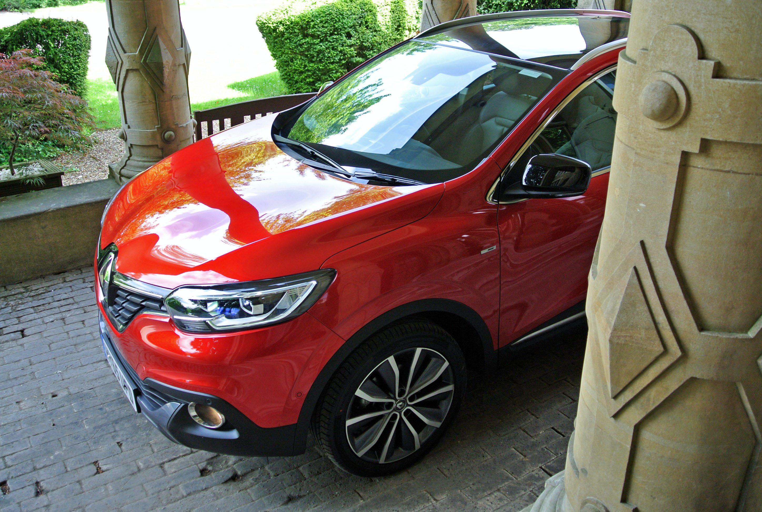 Mad name does not stop Renault Kadjar from monstering SUV scene
