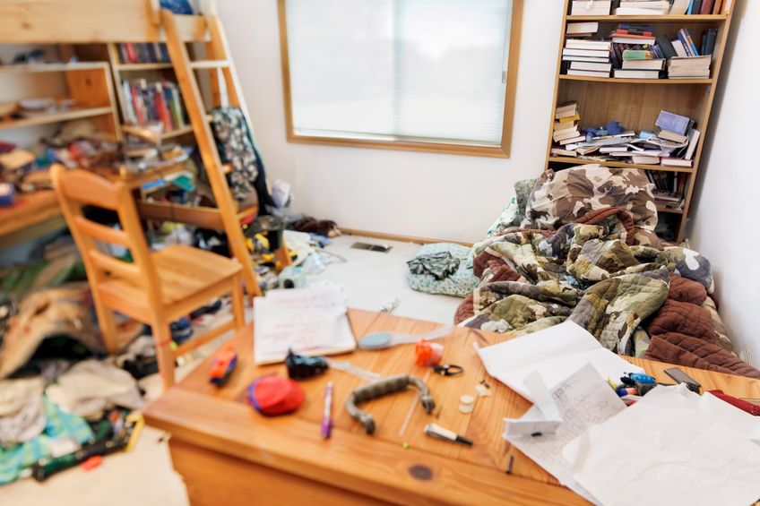 How a Messy Bedroom Can Affect Your Weight
