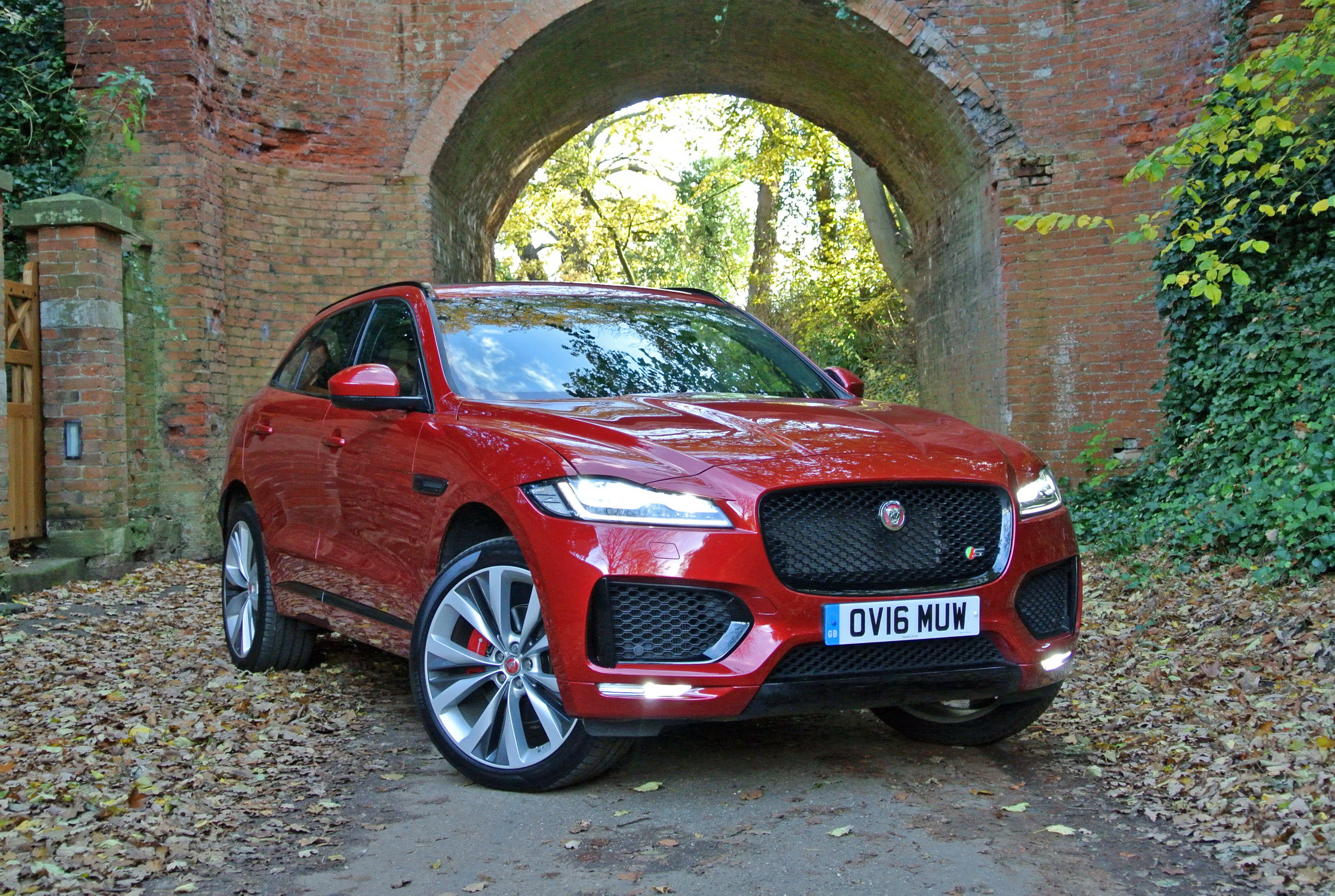 Monstering the by-ways in Jaguar F-Pace should be better than it is