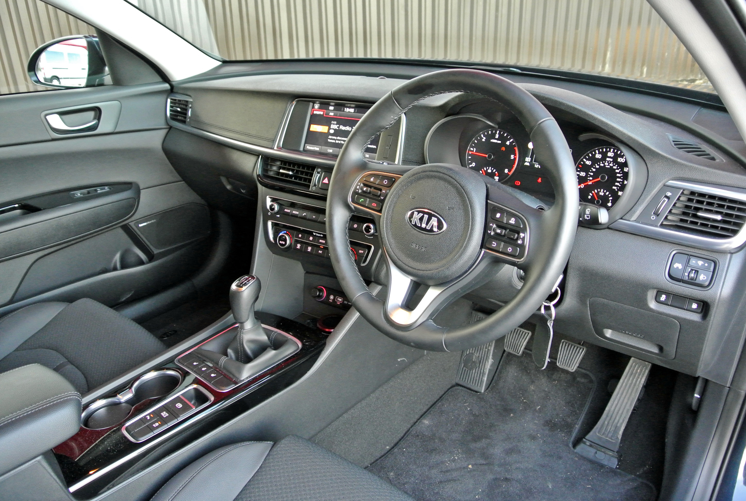 The Kia Optima shows its better engineered SW dimensions